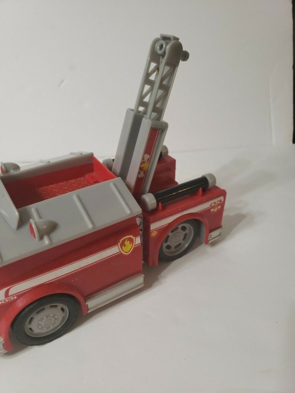 Spin Master Paw Patrol Marshall's Fire Fighten' Truck W/Sound